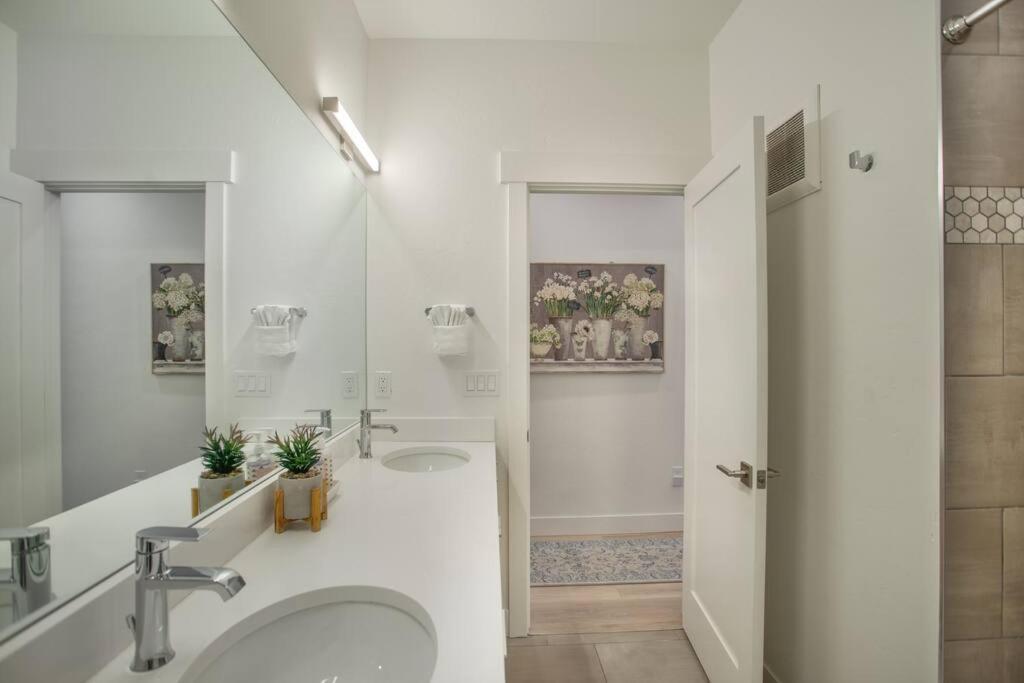 Cozy- Mountain Style - River View Apartment - Colorado Силвърторн Екстериор снимка
