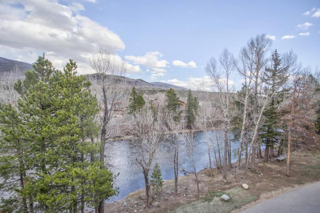 Cozy- Mountain Style - River View Apartment - Colorado Силвърторн Екстериор снимка